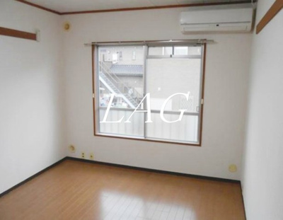 【居間・リビング】 | リトルグレイスⅡ | 洋室のお部屋です。