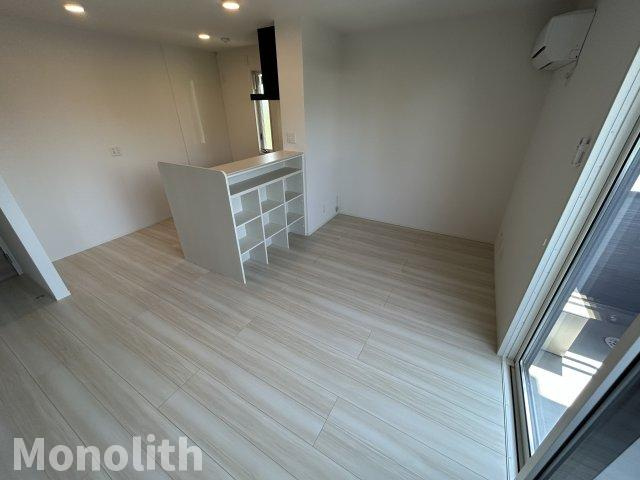 consolareの居間・リビング