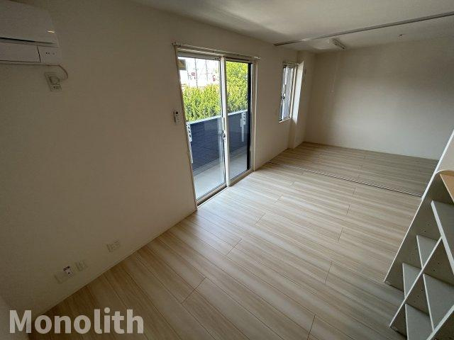 consolareの居間・リビング