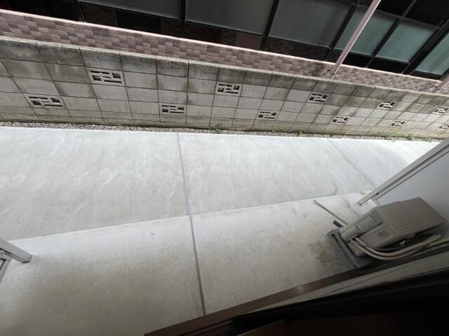 川崎市多摩区登戸の賃貸マンションのバルコニー