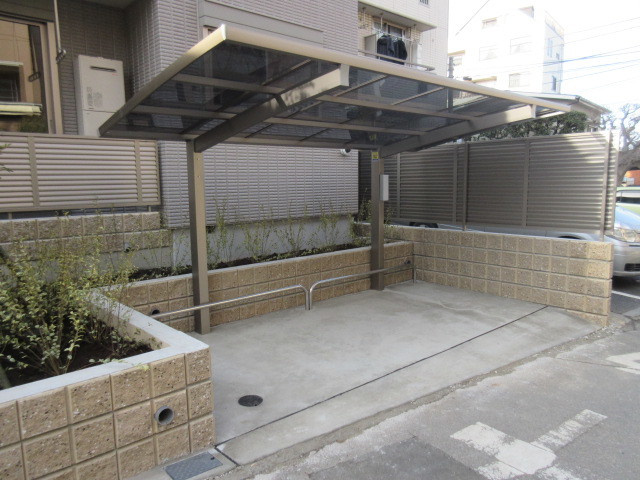 花のワルツのその他共用部分|☆敷地内駐車場☆※現在満車