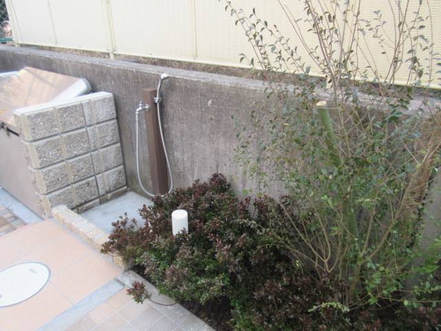 花のワルツのその他共用部分|☆敷地内にペット足洗い場☆