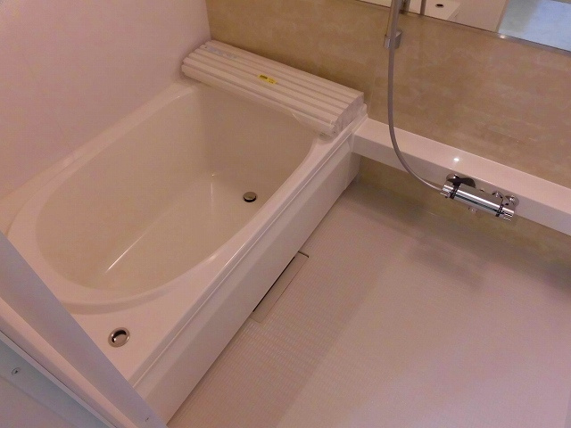 エクセラン甲子園一番町の浴室