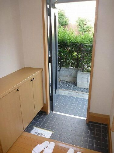 ハイツＫ２の玄関