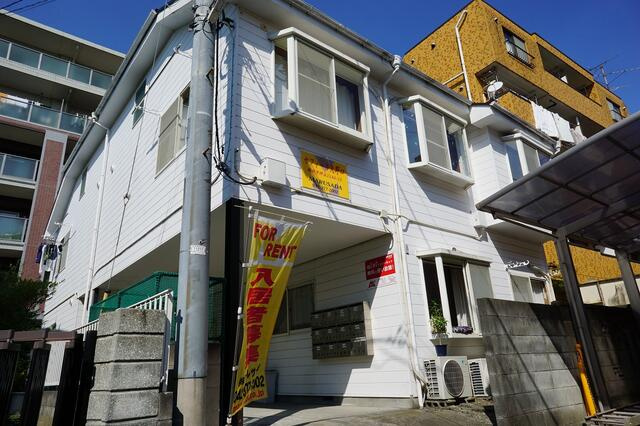 稲城市押立のアパート