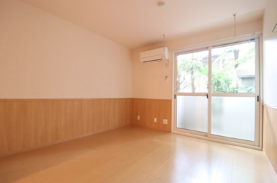 【居間・リビング】 | ラルゴ | 居室 ７．５帖