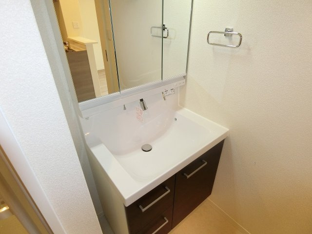 ラ　ルース甲子園の洗面所