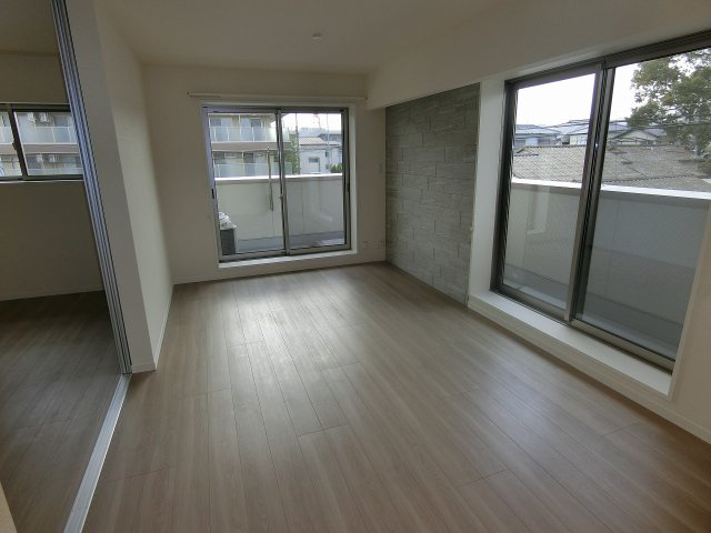 ラ　ルース甲子園の居間・リビング