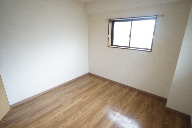 グレースコーポ東生駒の居間・リビング