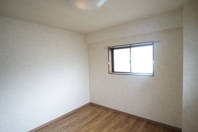 グレースコーポ東生駒の居間・リビング