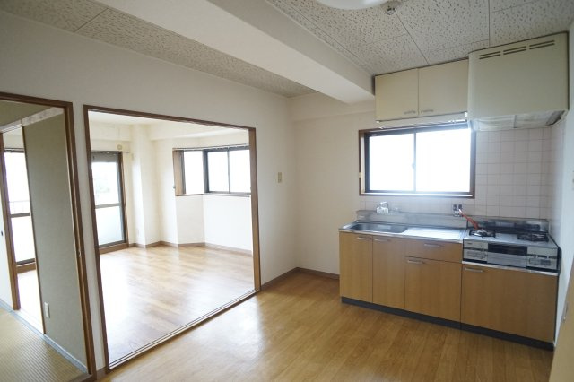 グレースコーポ東生駒の居間・リビング