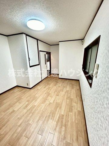 野崎１丁目一戸建の内装