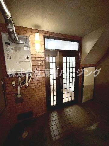野崎１丁目一戸建のエントランス