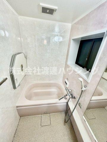 野崎１丁目一戸建の浴室