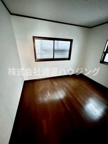 野崎１丁目一戸建の寝室