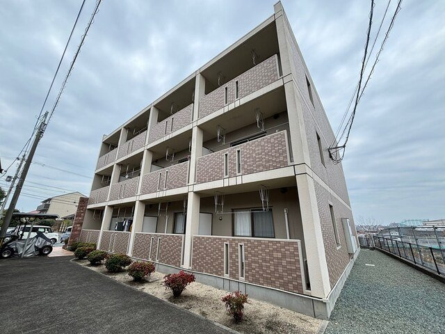 熊本市東区御領８丁目の賃貸マンションの外観|おしゃれな外観です