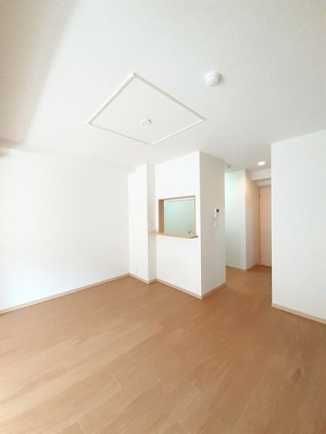熊本市東区御領８丁目の賃貸マンションの居間・リビング|ゆったりとしたリビングです