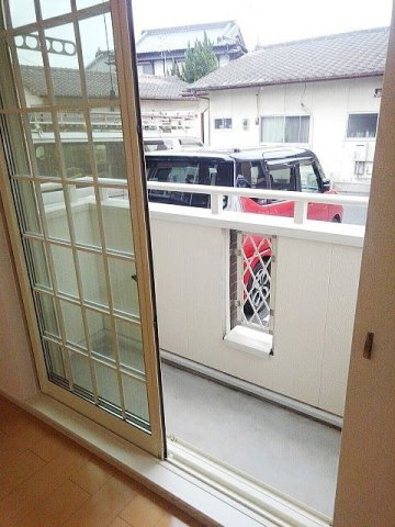 熊本市東区小山２丁目のアパートのバルコニー|落ち着いた時間を過ごせるバルコニーです