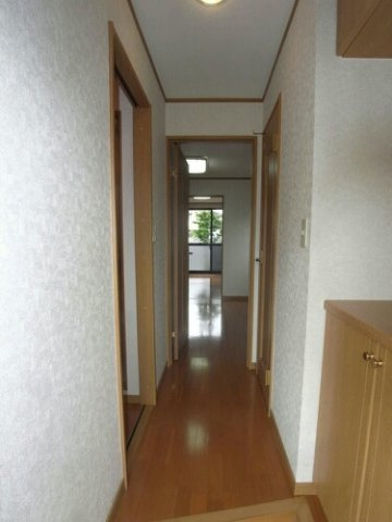 サンバティーク　ハウスＢの玄関|明るい玄関です