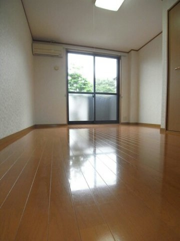 サンバティーク　ハウスＢの内装|内装は落ち着いています