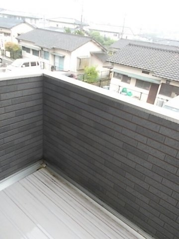 ル・プティ・ボヌールのバルコニー|バルコニーからの眺めを楽しみながら食事をしませんか