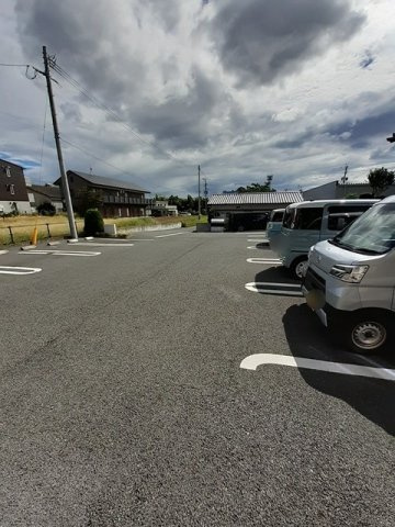 コンフォート・サカモトの駐車場|駐車場に車を止められます
