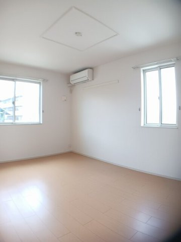 ミニョン・レーヴの内装|過ごしやすい室内です