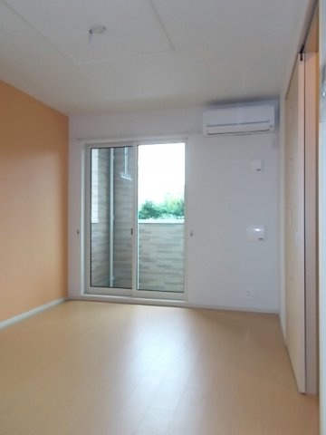 ミニョン・レーヴの居間・リビング|使いやすいリビングです