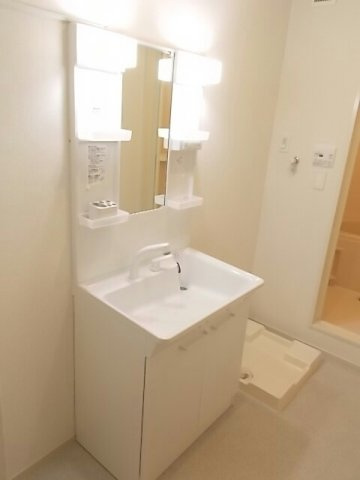 ミニョン・レーヴの洗面所|脱衣スペースもあります