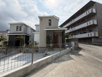 【外観】 | 与那原町与那原（全2棟） | A号棟　駐車3台可♪