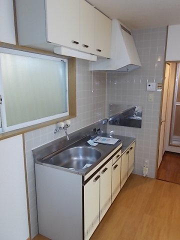 メロディハイツのキッチン|きれいなキッチンです