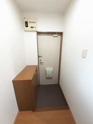 ドリームシャトーⅡのエントランス|落ち着いたエントランスです