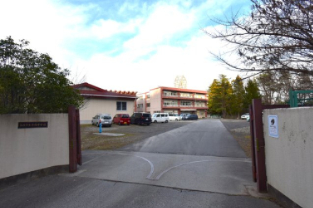 青葉区国見ケ丘2丁目戸建ての周辺|仙台市立吉成中学校・・・徒歩5分