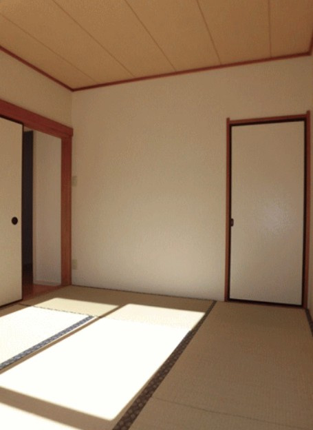 テラスハウスの和室