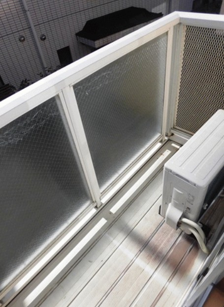 テラスハウスのバルコニー