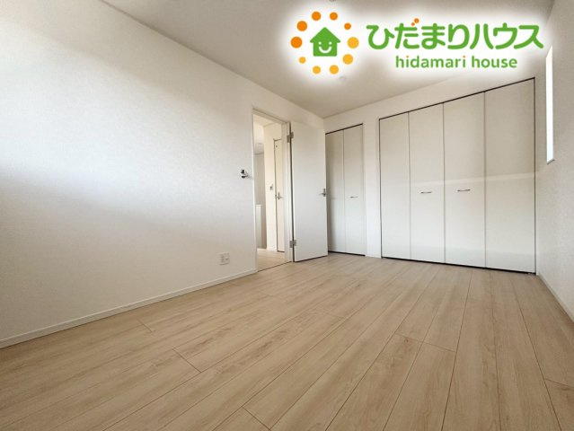 本庄市下野堂　第5　新築一戸建て　クレイドルガーデン　03の子供部屋|木のぬくもりを感じる床材が心地よく、集中して物事に取り組める環境が整っています。
将来的に使い方が広がっていく、楽しみな一部屋です♪