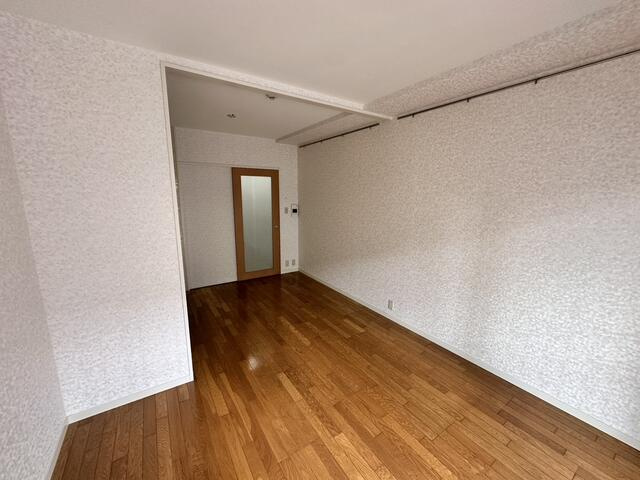 川崎市多摩区中野島３丁目の賃貸マンションの洋室