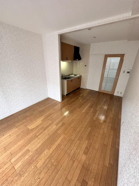 川崎市多摩区中野島３丁目の賃貸マンションの居間・リビング