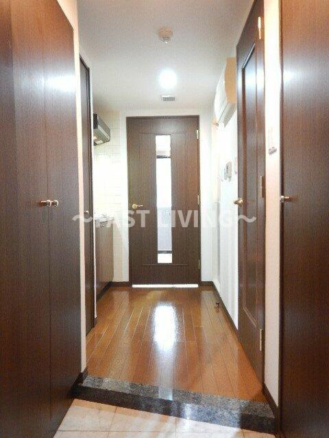 ガラ・ステージ京橋の玄関