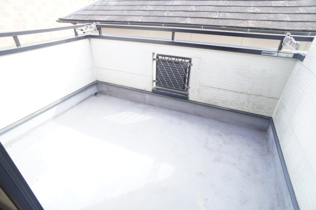 学園中戸建の和室