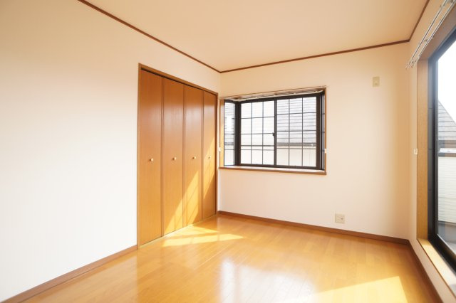 学園中戸建の洋室