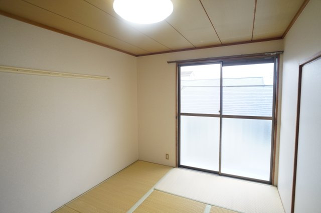 エスポワール俵口の和室