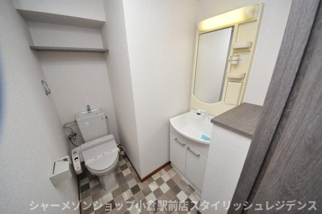 ロイヤルキャッスルの洗面所