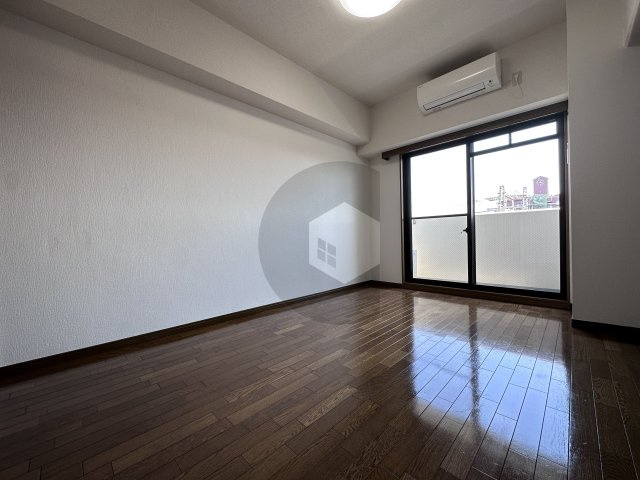 ビクトワール小阪の洋室