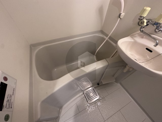 ビクトワール小阪の浴室