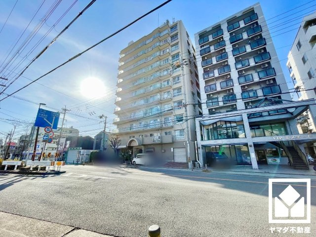 ユニハイム伏見の外観