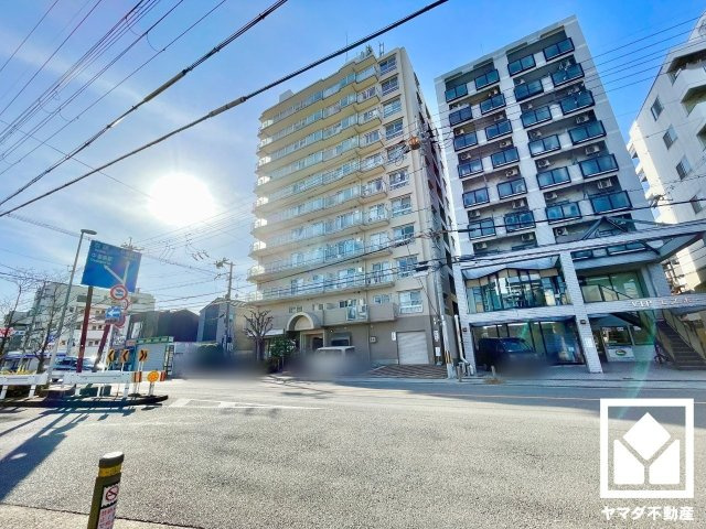 ユニハイム伏見の外観