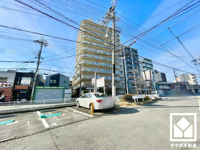 ユニハイム伏見の外観