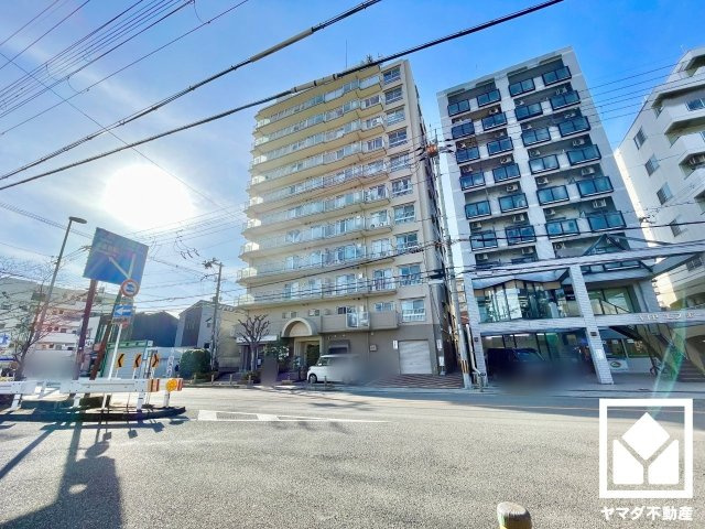 ユニハイム伏見の外観