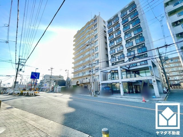 ユニハイム伏見の外観